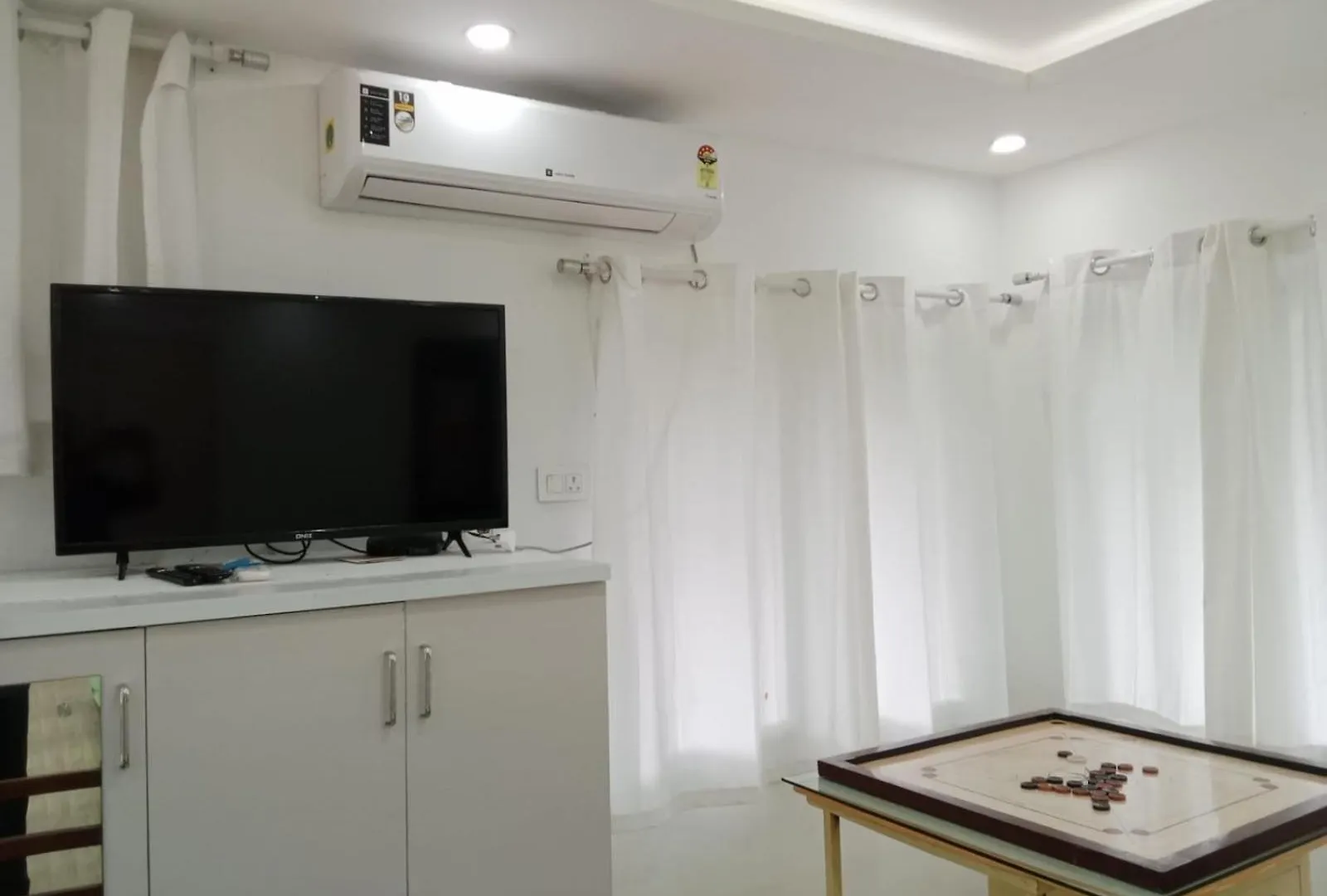 Kochi Eevas Farm Stay